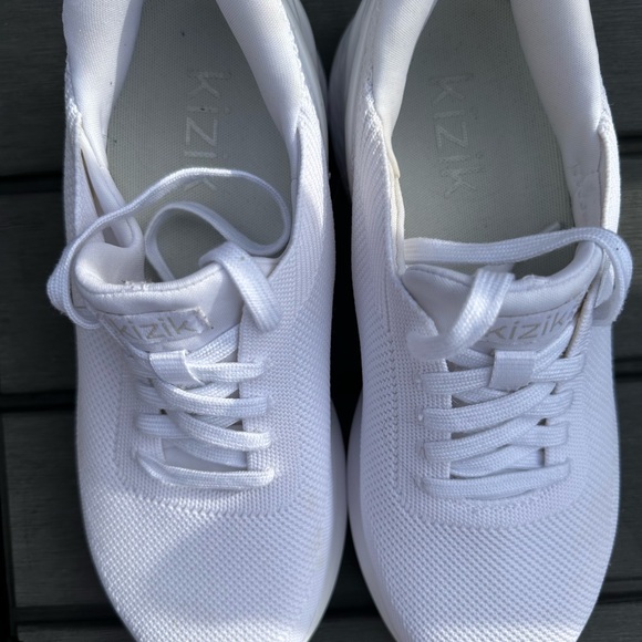 Kizik Women's White Sneakers - Picture 2 of 4